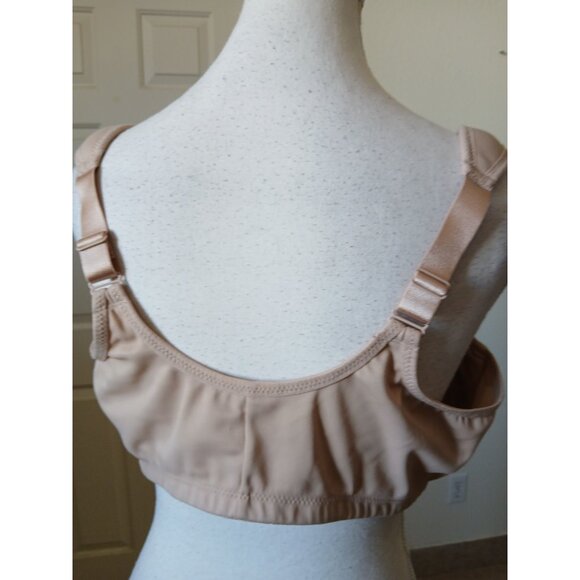 Glamorise Lace Bra in Nude - Picture 6 of 10